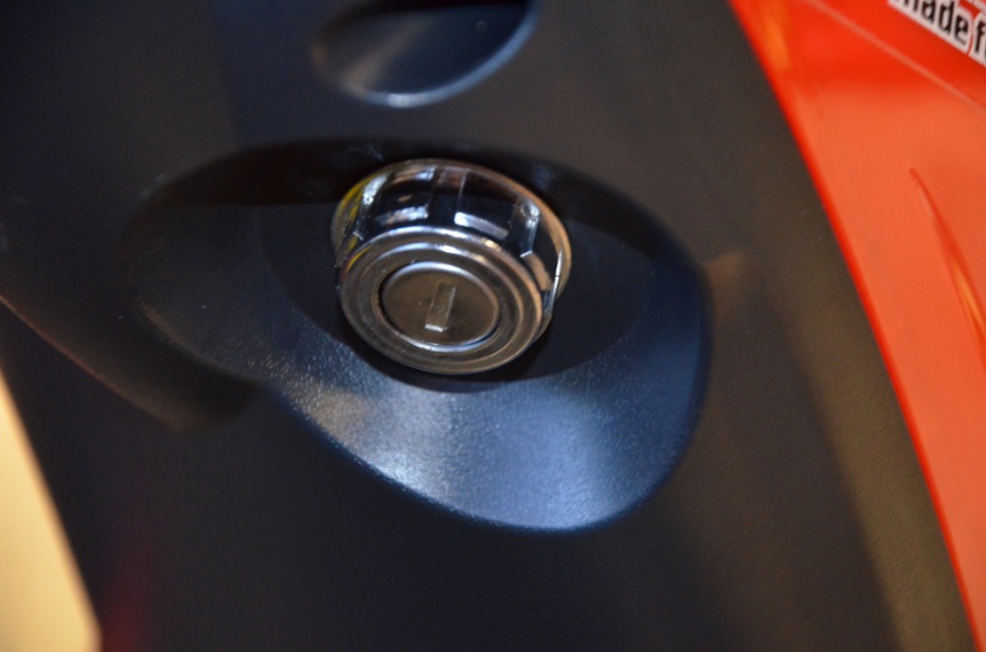 Åkgräsklippare med uppsamlare - Briggs & Stratton 190cc Åkgräsklippare med uppsamlare - Briggs & Stratton 190cc