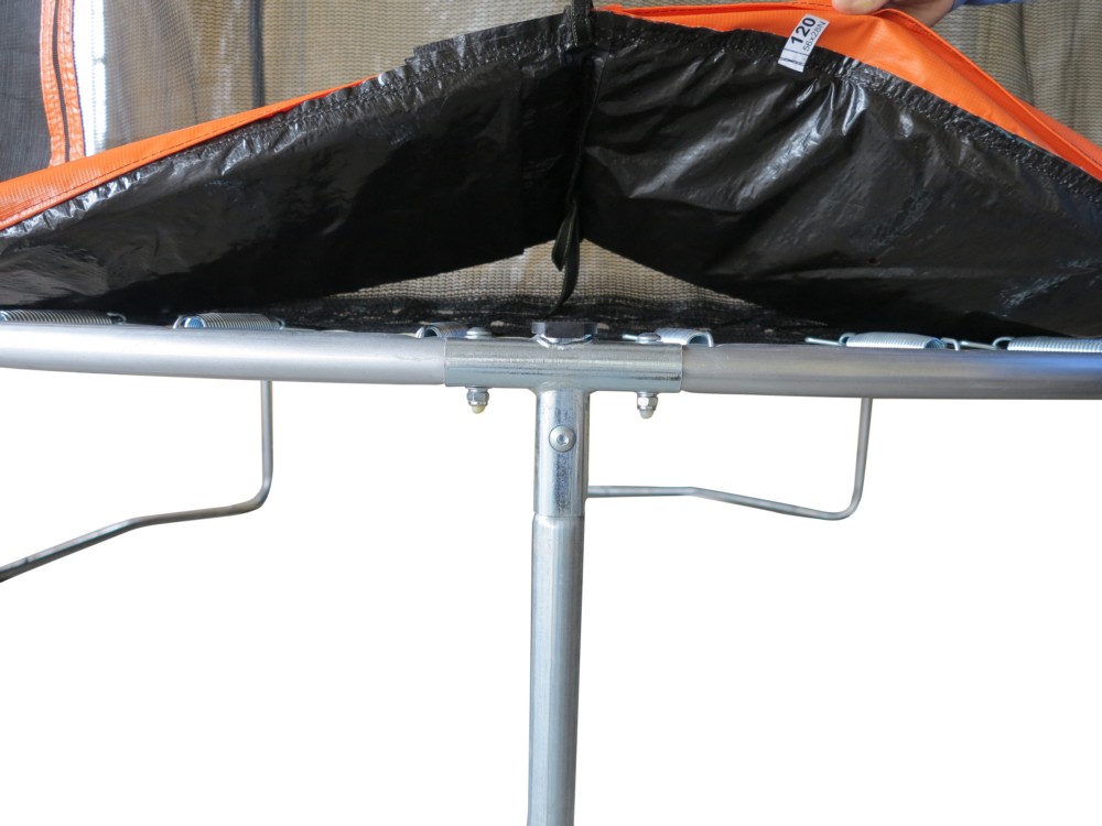 Studsmatta med säkerhetsnät + Stege Studsmatta med säkerhetsnät + Stege