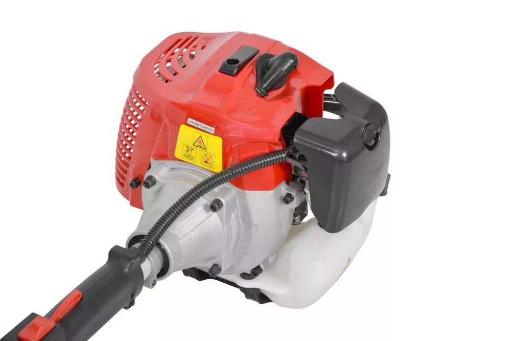 Bensindrivet multiredskap - Röjsåg, häcksax och grensåg 33cc Bensindrivet multiredskap - Röjsåg, häcksax och grensåg 33cc