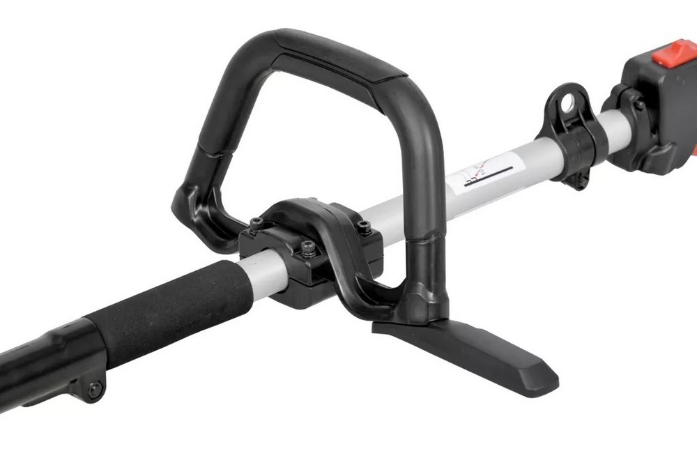 Bensindrivet multiredskap - Röjsåg, häcksax och grensåg 33cc Bensindrivet multiredskap - Röjsåg, häcksax och grensåg 33cc