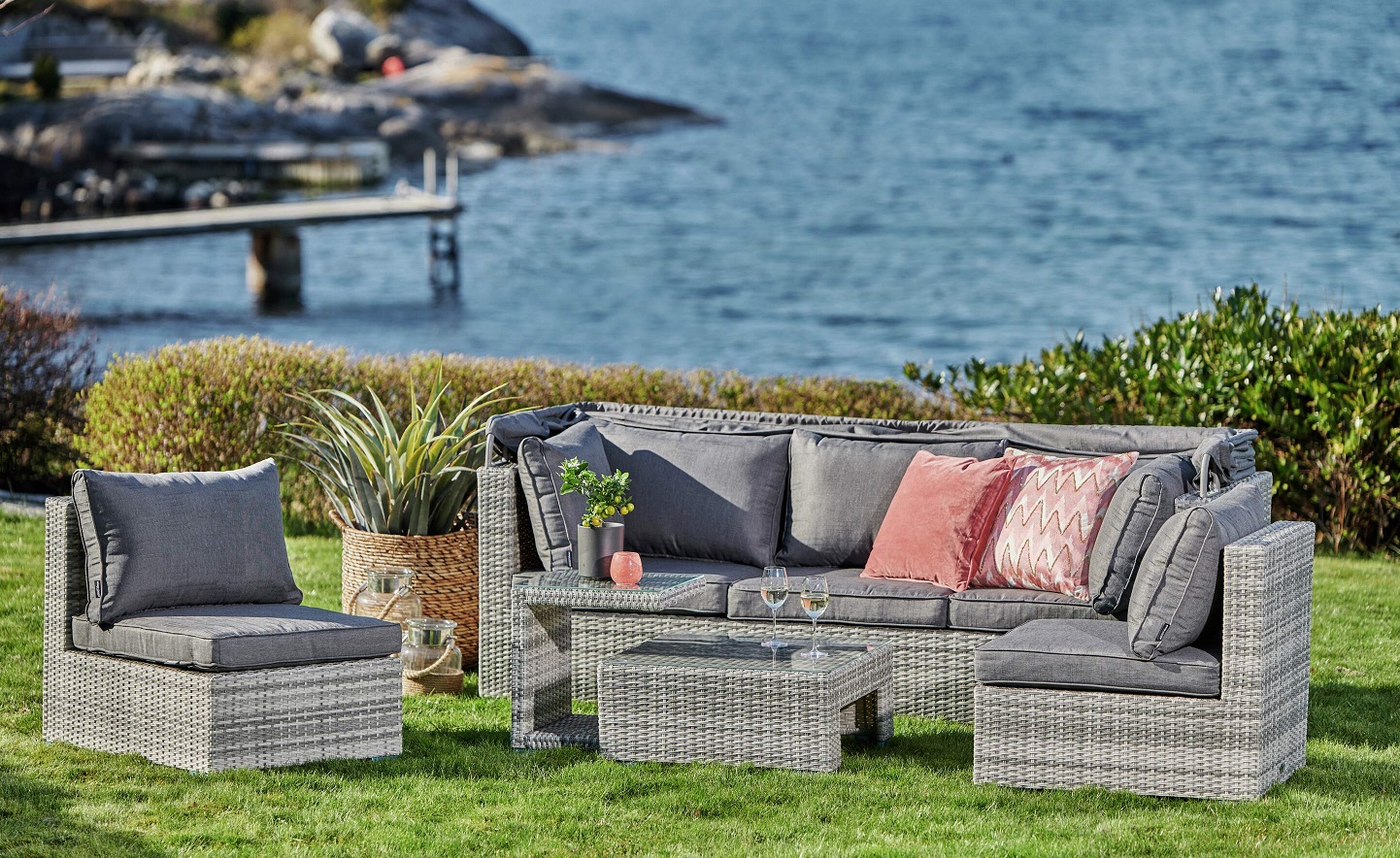 Slättvik byggbar loungegrupp med 5 delar - Grå Slättvik byggbar loungegrupp med 5 delar - Grå