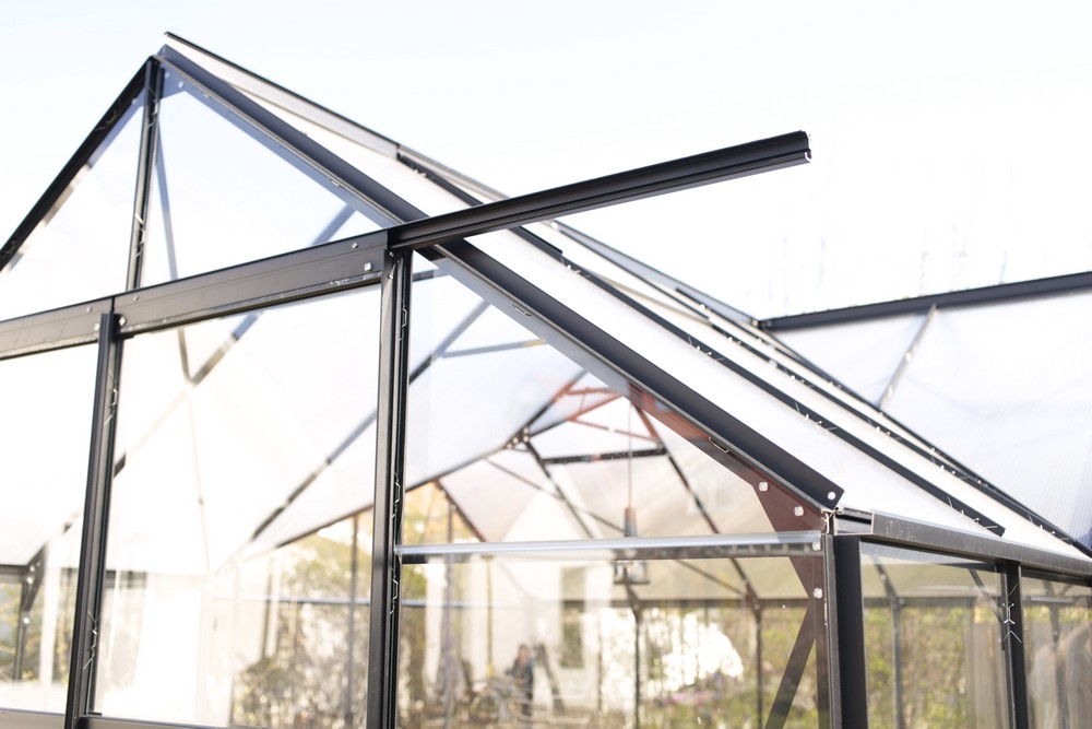Växthus Saturnus 12,8 m² - Svart + Växthusrengöring Växthus Saturnus 12,8 m² - Svart + Växthusrengöring