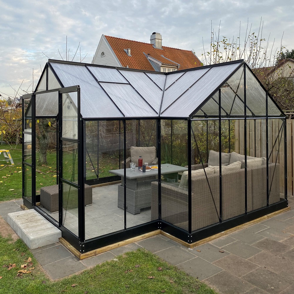 Växthus Saturnus 12,8 m² - Svart + Växthusrengöring Växthus Saturnus 12,8 m² - Svart + Växthusrengöring