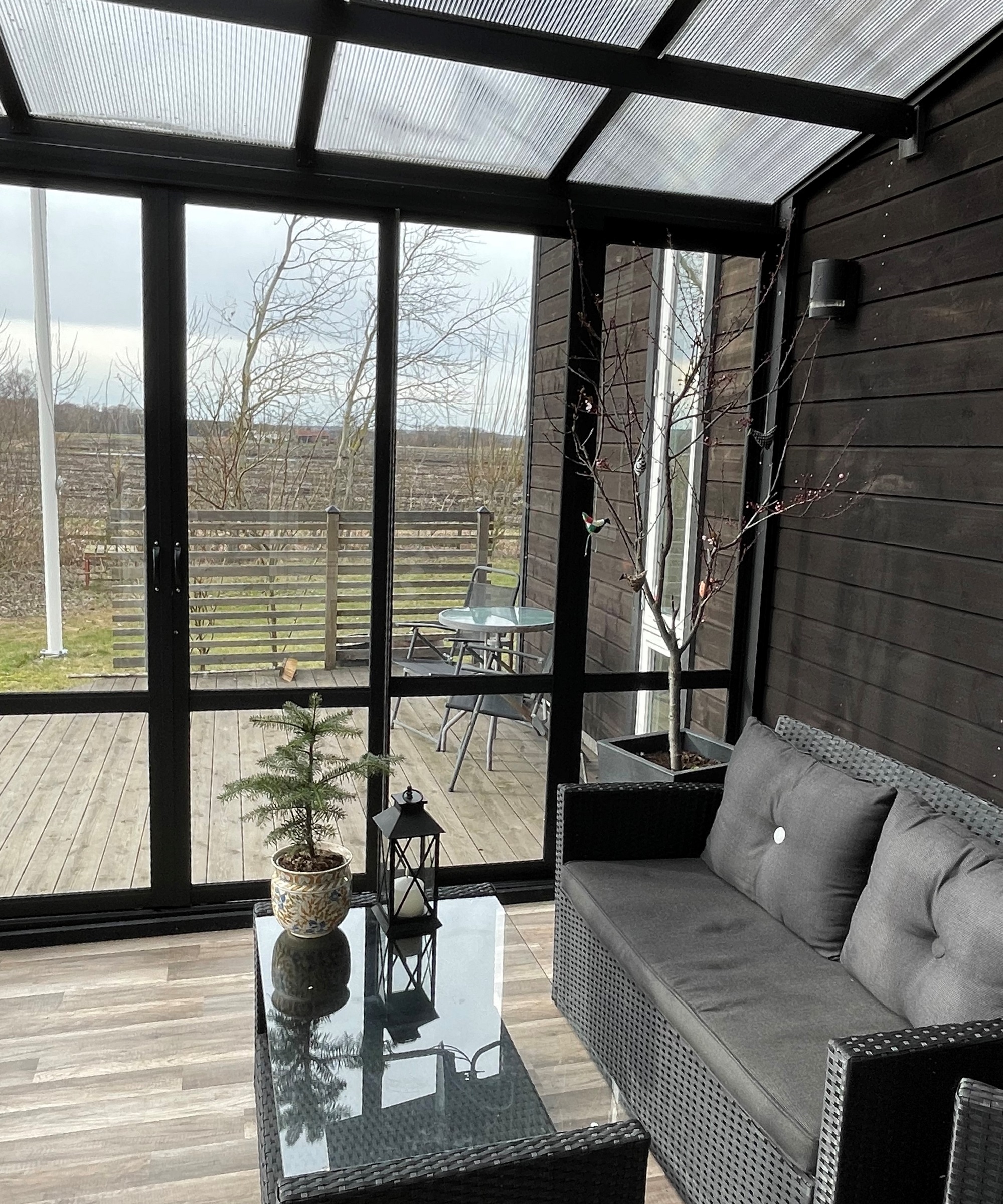 Sunrise Uterum - Svart Sunrise Uterum - Svart