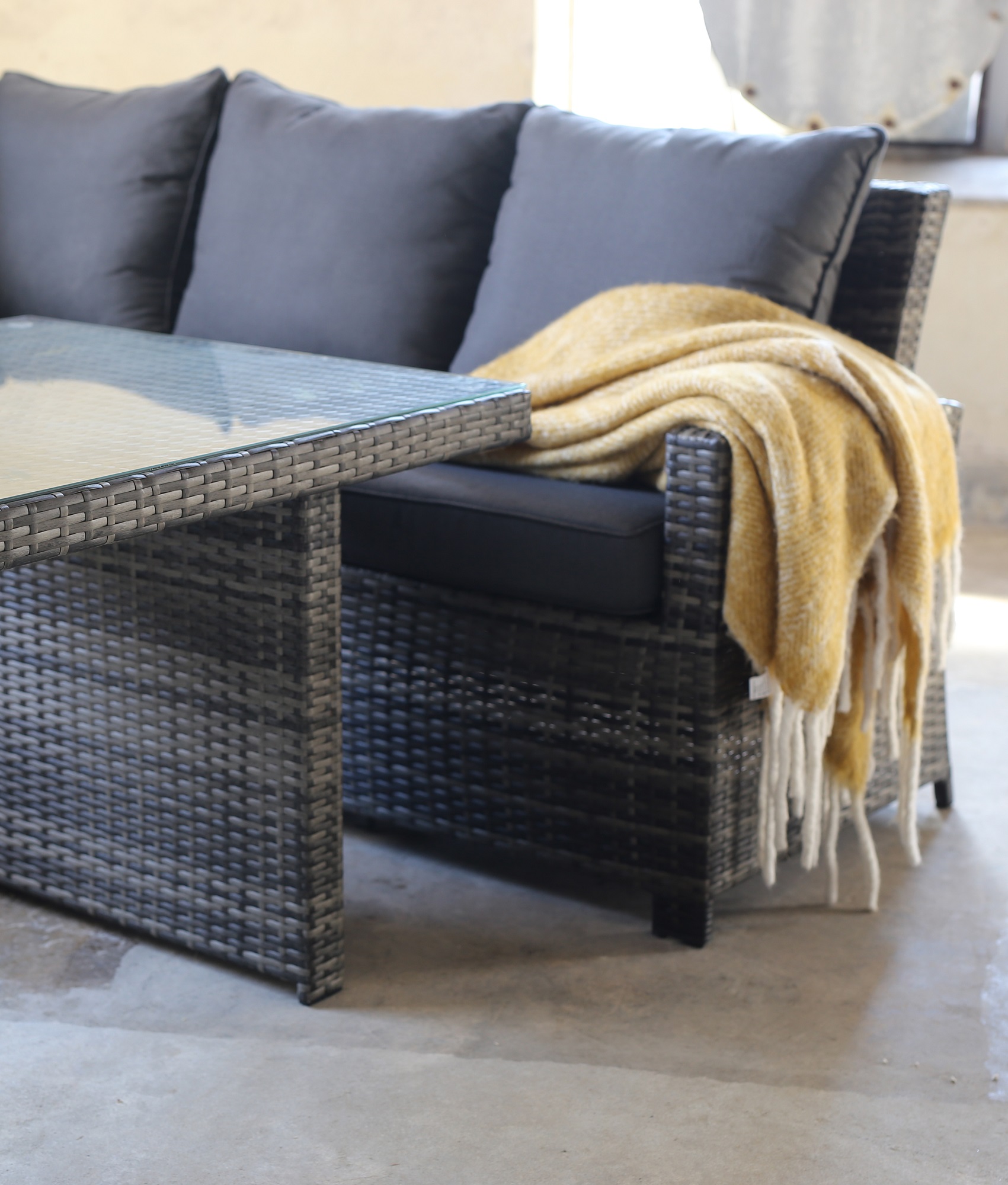 Kalmar - Soffgrupp med matbord Kalmar - Soffgrupp med matbord