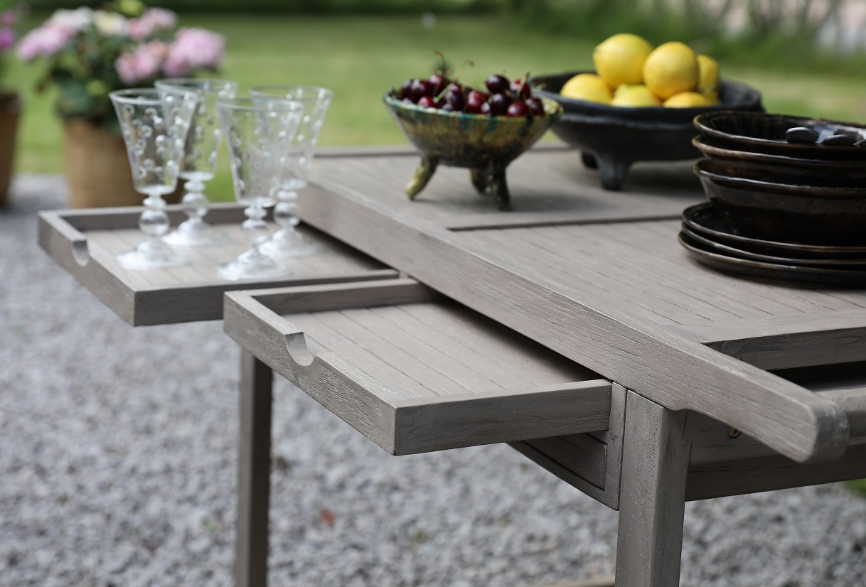 Saltö - Serveringsvagn i grå teak Saltö - Serveringsvagn i grå teak