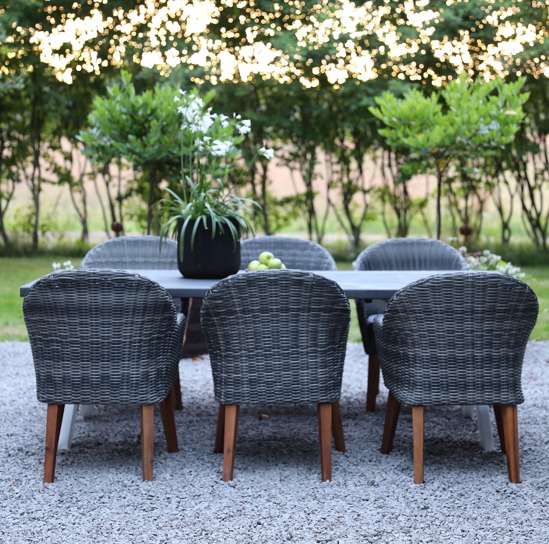 Oxford - Utemöbelgrupp 220 cm Grå/Vit Oxford - Utemöbelgrupp 220 cm Grå/Vit