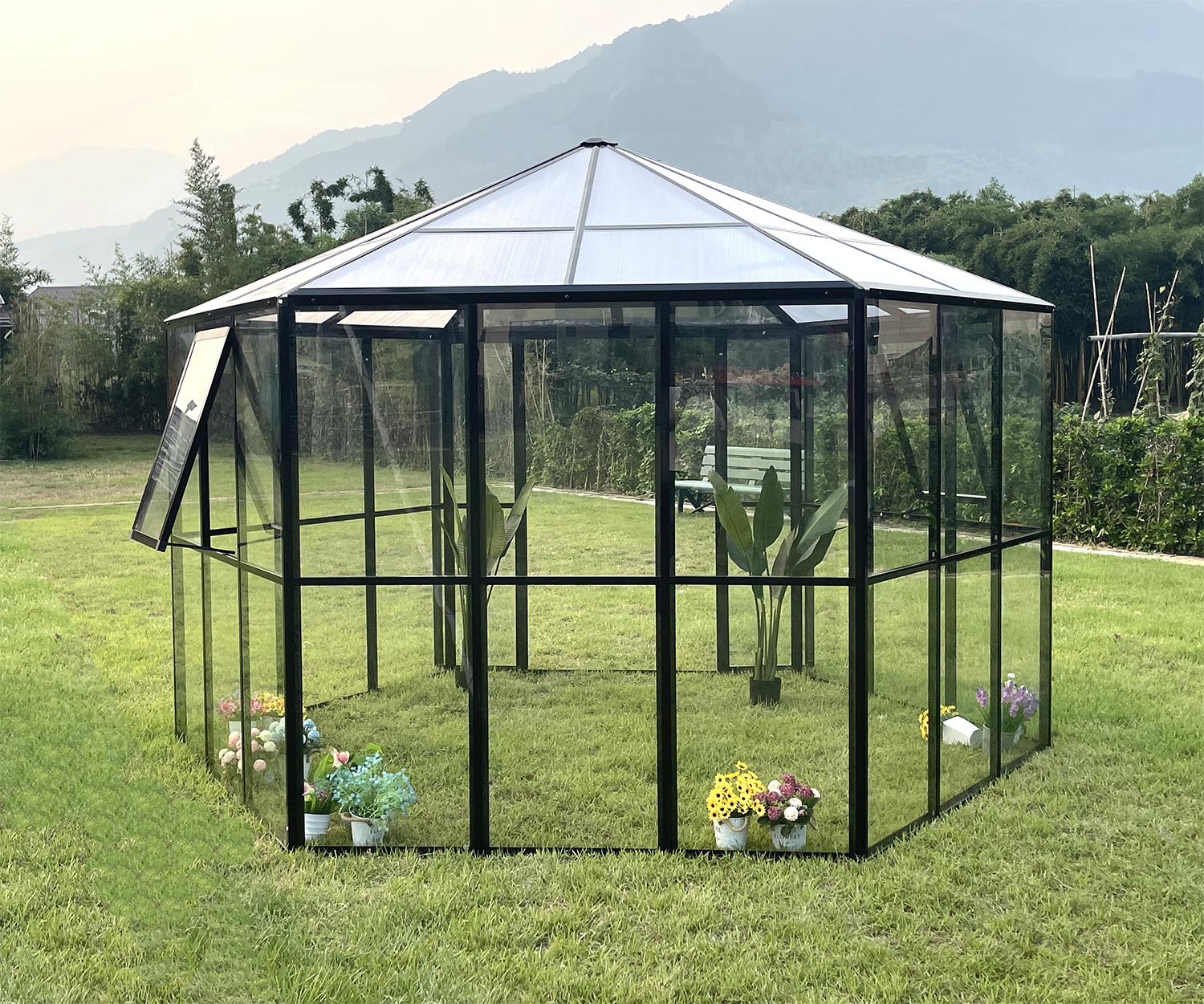 Växthus Miranda med härdat glas - Svart 9,0 m² + Växthusrengöring Växthus Miranda med härdat glas - Svart 9,0 m² + Växthusrengöring