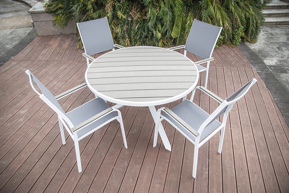 Essgruppe Ebbarp mit 4 St�hlen - �120