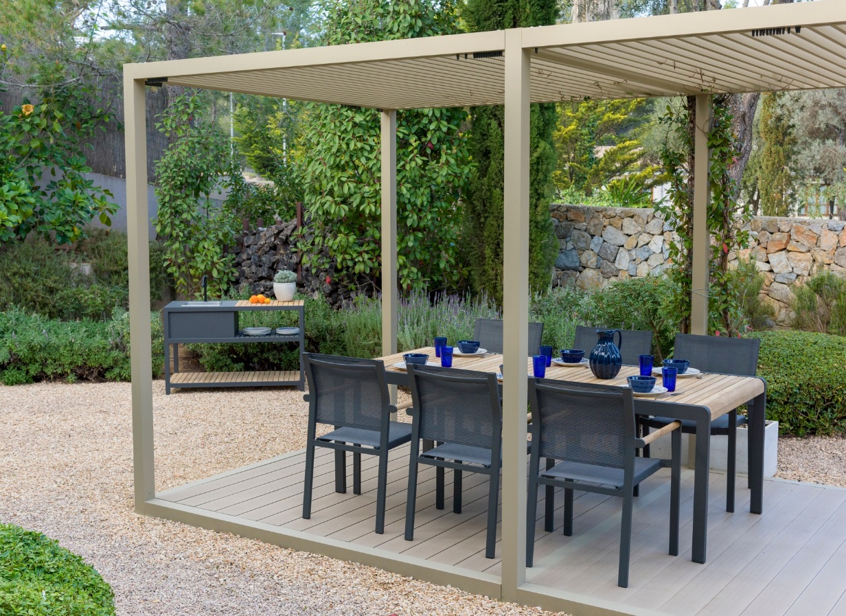 Lifestyle Garden utegrupp Amber med bord 220 cm och 6 st stolar stapelbara - Teak / Aluminium Lifestyle Garden utegrupp Amber med bord 220 cm och 6 st stolar stapelbara - Teak / Aluminium