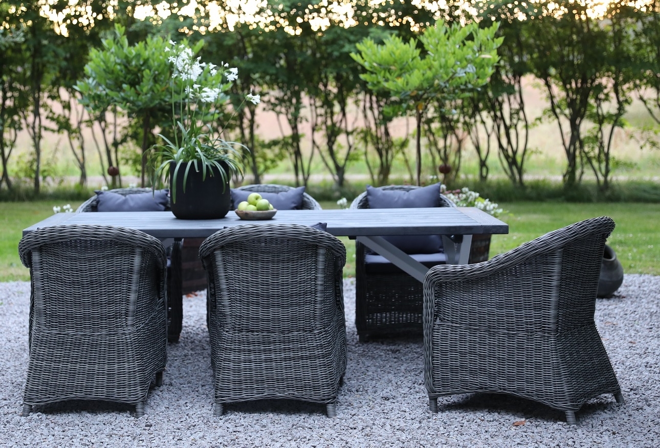 Oxford - Utemöbelgrupp 220 cm Grå/Vit Oxford - Utemöbelgrupp 220 cm Grå/Vit