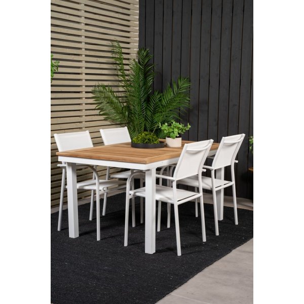 Dotorp Matgrupp (160x90) - Vit/Natur - 4 Stolar Dotorp Matgrupp (160x90) - Vit/Natur - 4 Stolar