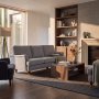 1 Buet Howard sofa - Grå 3-personers 225 cm med pocketfjedre og messinghjul