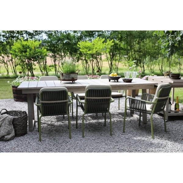 Matgrupp Salt gr teak: Bord 240 cm inklusive 6 st grna Lincoln karmstolar