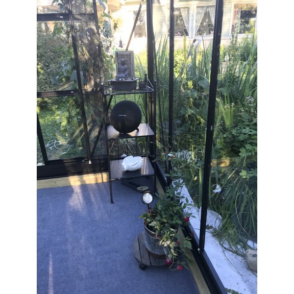 Gewächshaus Neptune 9,6 m² gehärtetes Glas schwarz Gardeney Aluminium + Gewächshaustisch Gewächshaus Neptune 9,6 m² gehärtetes Glas schwarz Gardeney Aluminium + Gewächshaustisch