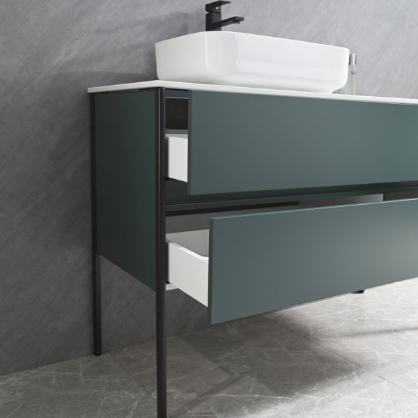 Badrumsmöbler MF-1961 - Tvättställ med spegel Badrumsmöbler MF-1961 - Tvättställ med spegel