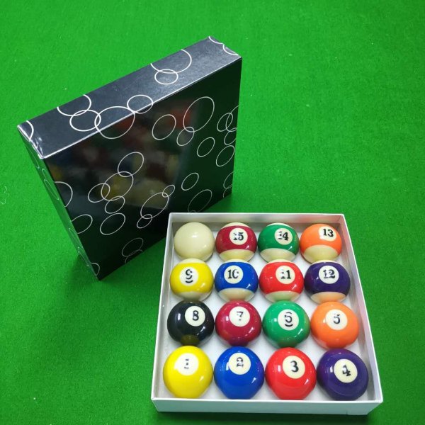 Marmoripllinen biljardipyt - 8 jalkaa