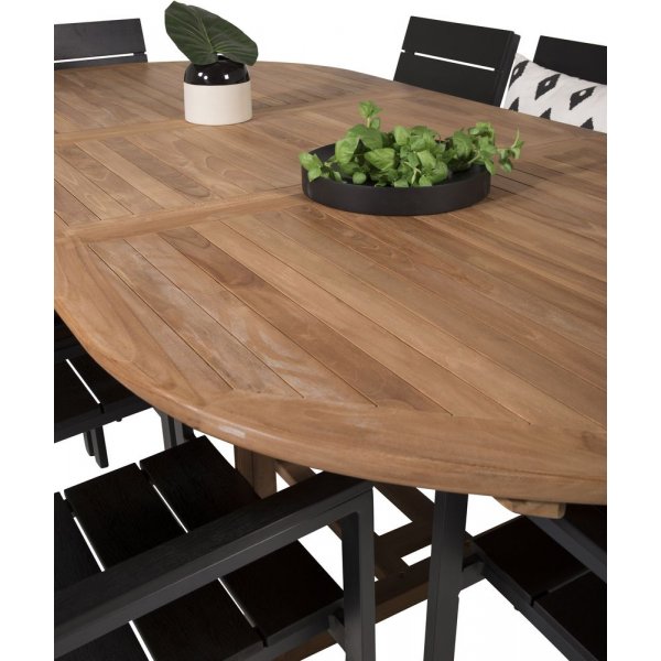 Bjuråker Spisegruppe (180x120) - Sort/Natur - 8 Stole Bjuråker Spisegruppe (180x120) - Sort/Natur - 8 Stole