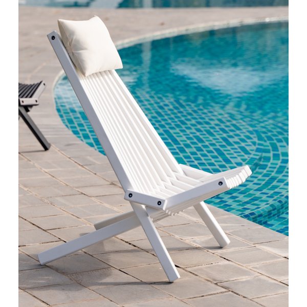 Calcutta Sonnenliege mit Nackenkissen - Weiß + Reinigungsspray für Gartenmöbel Calcutta Sonnenliege mit Nackenkissen - Weiß + Reinigungsspray für Gartenmöbel