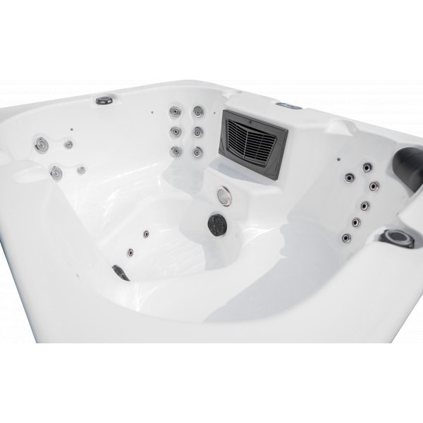 Spabad Aurora – 4 sittplatser (200×155 cm) Spabad Aurora – 4 sittplatser (200×155 cm)