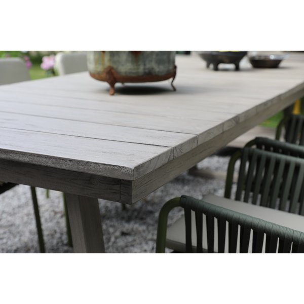 Matgrupp Salt gr teak: Bord 240 cm inklusive 6 st grna Lincoln karmstolar