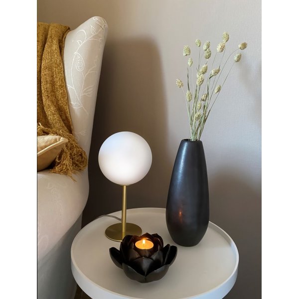 Molekyl bordslampa - Matt m�ssing/vit