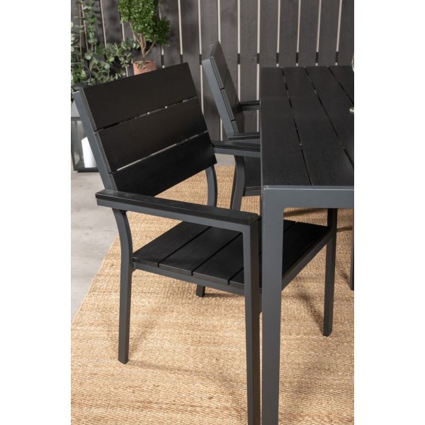 Ervalla Matgrupp (150x90) - Svart - 4 Stolar