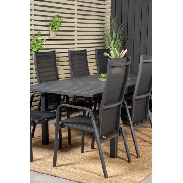 Holma Spisegruppe (160x100) - Sort - 8 Stole Holma Spisegruppe (160x100) - Sort - 8 Stole