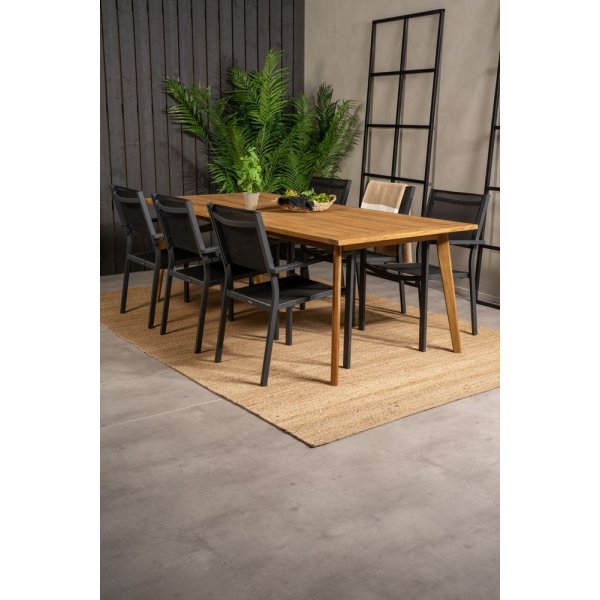 Charlottenberg spisegruppe (220x100) - Sort/Natur - 6 Stole Charlottenberg spisegruppe (220x100) - Sort/Natur - 6 Stole