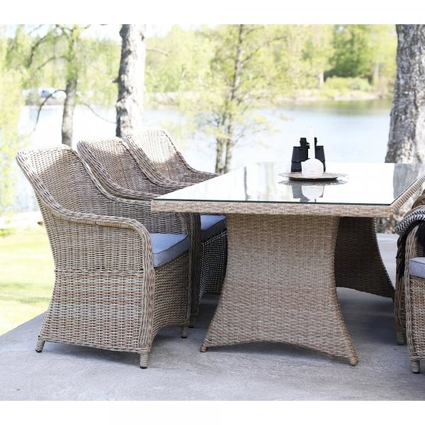 Matgrupp Sienna: Sienna bord inklusive 6 st Lotus fåtöljer Matgrupp Sienna: Sienna bord inklusive 6 st Lotus fåtöljer