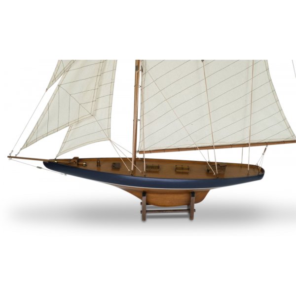 Modellbåt Columbia segelbåt - Mahogny Modellbåt Columbia segelbåt - Mahogny