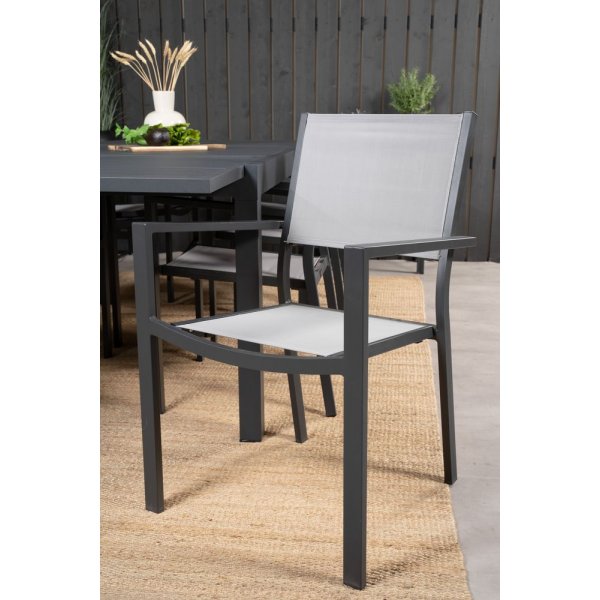 Holma Spisegruppe (160x100) - Sort - 8 Stole