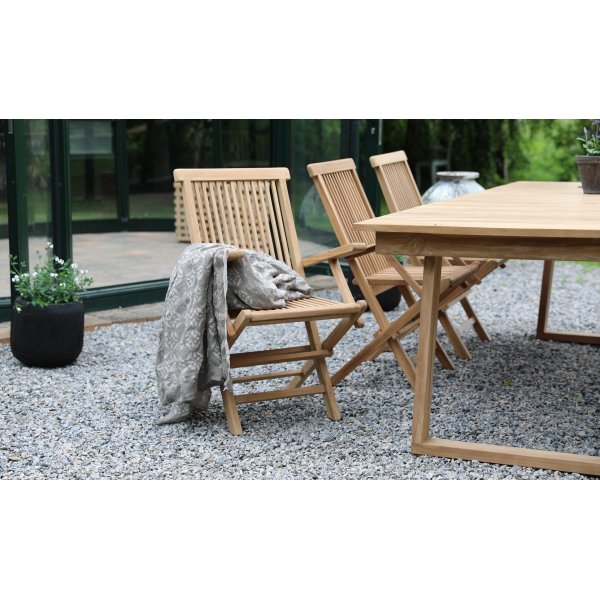 Saltö Outdoor Dining Group Esstisch 240x100 cm mit 6 Rahmenstühlen - Teak Saltö Outdoor Dining Group Esstisch 240x100 cm mit 6 Rahmenstühlen - Teak