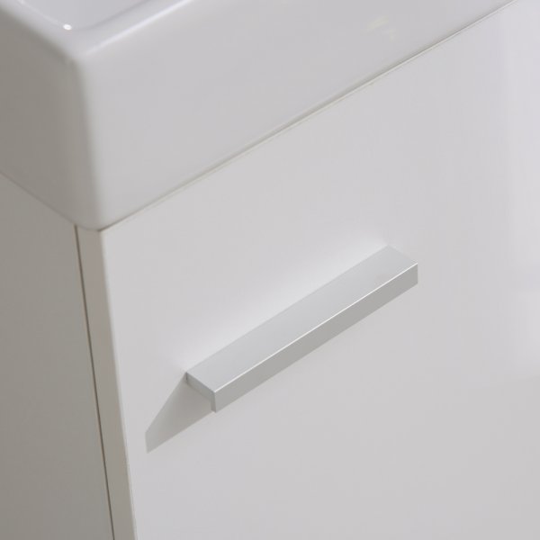 Kylpyhuonekalusteet Fjord - Valkoinen + WC-paperin pidike Kylpyhuonekalusteet Fjord - Valkoinen + WC-paperin pidike