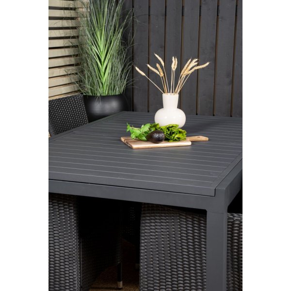 Holma Matgrupp (160x100) - Svart - 4 Stolar