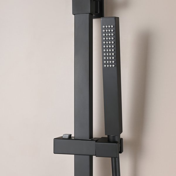 Kattosuihkuporat - musta Kattosuihkuporat - musta