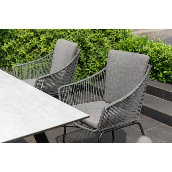 Lifestyle Garden Opal Gartengruppe mit 220 cm langem Esstisch und 6 Esszimmerstühlen - Grau / Rope + Textilimprägnierung für Outdoormöbel Lifestyle Garden Opal Gartengruppe mit 220 cm langem Esstisch und 6 Esszimmerstühlen - Grau / Rope + Textilimprägnierung für Outdoormöbel