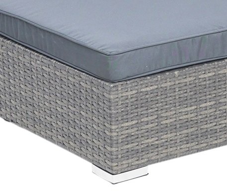 Tierp - Solsängar set - Konstrotting - 2 solsängar inkl dynor + bord! Tierp - Solsängar set - Konstrotting - 2 solsängar inkl dynor + bord!