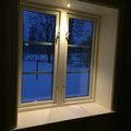 Kundbild 3-glasfönster i Trä - 2-luft - U-värde 1,1: Fönstersmygsbelysning