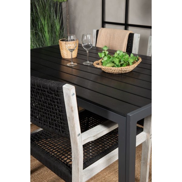 Ervalla Matgrupp (150x90) - Whitewash/Svart - 4 Stolar Ervalla Matgrupp (150x90) - Whitewash/Svart - 4 Stolar