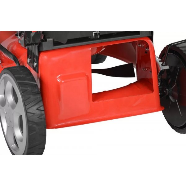 Bensindriven gräsklippare 46 cm, självgående - 139 cc Bensindriven gräsklippare 46 cm, självgående - 139 cc