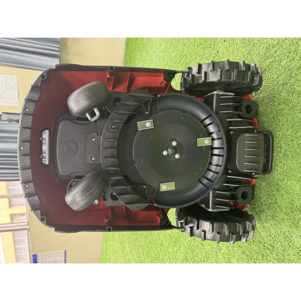 Robotgr�sklippare FineFox 3 - F�r gr�smattor upp till 1200 m�