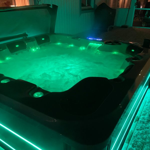 Spabad Serenity med WiFi - 5-6 Personer Spabad Serenity med WiFi - 5-6 Personer