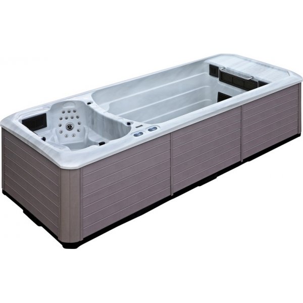Swimspa/ Swimspa