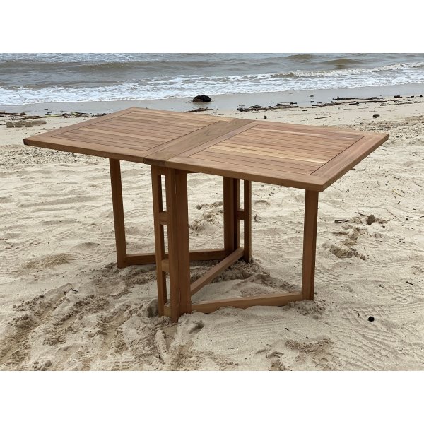 Saltö Klapptisch 140 cm - Teak Saltö Klapptisch 140 cm - Teak