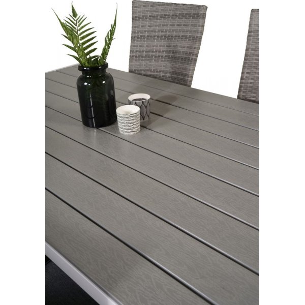 Ervalla Matgrupp (150x90) - Grå/Vit - 4 Stolar Ervalla Matgrupp (150x90) - Grå/Vit - 4 Stolar